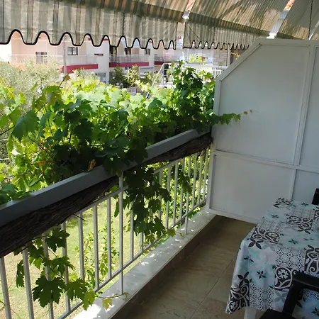 Artemis Apartman Dioniszíu-part