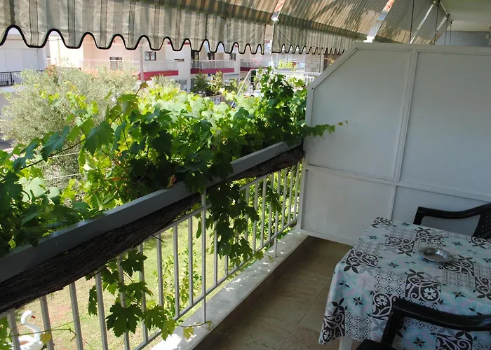 Artemis Apartman Dioniszíu-part