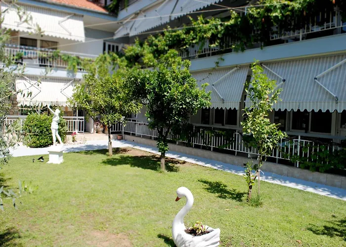 Artemis Apartament *